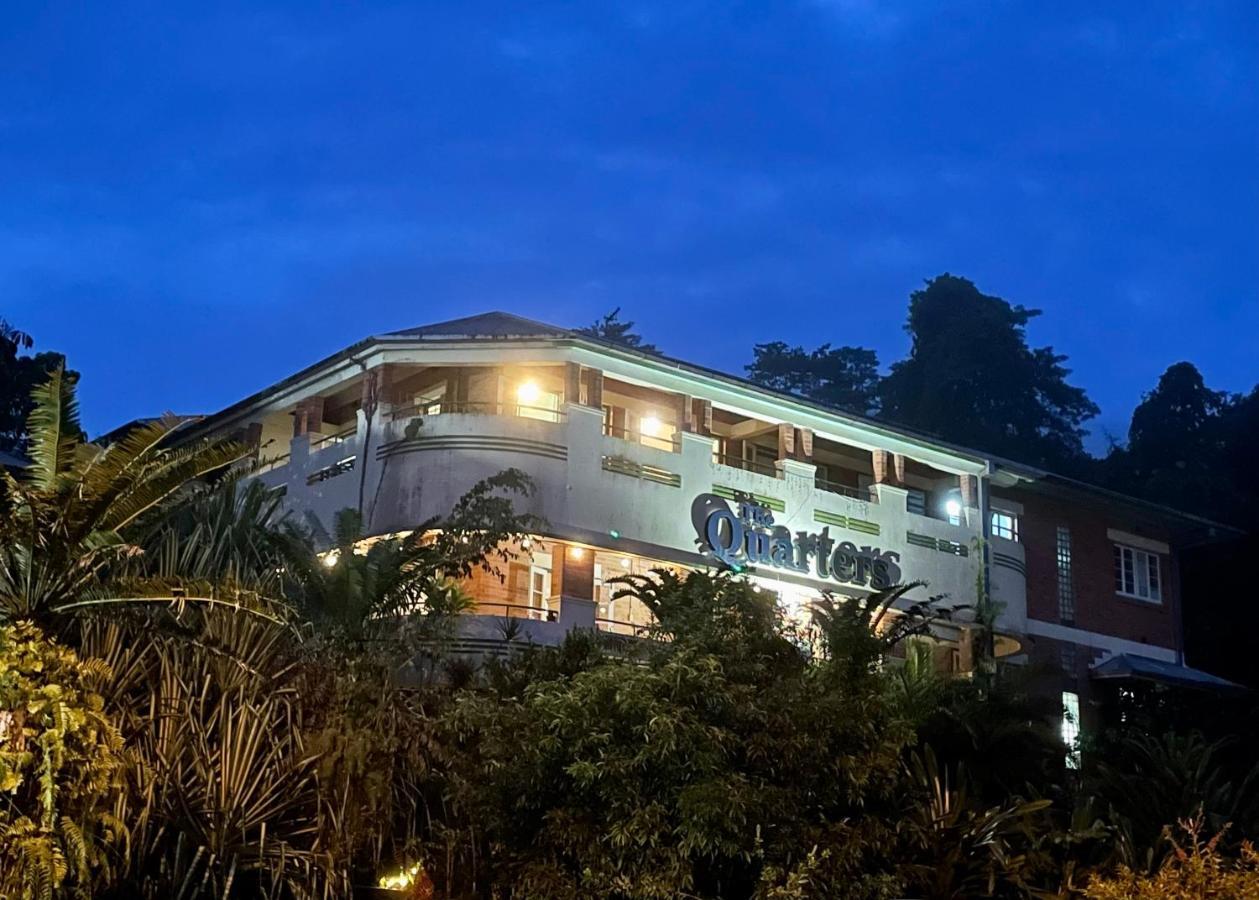 Готель Babinda Quarters Екстер'єр фото